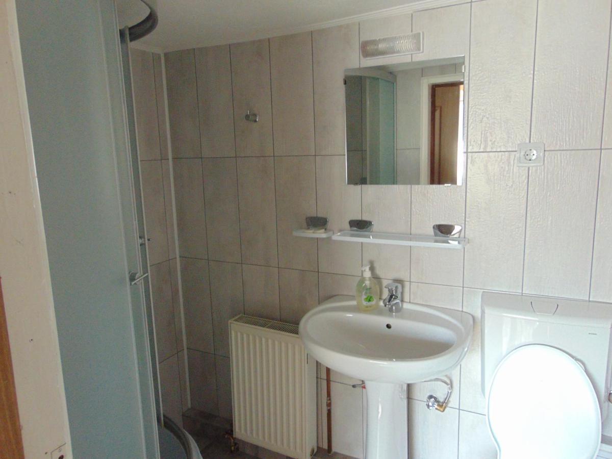 Pensiunea Amo Vălenii de Munte Extérieur photo